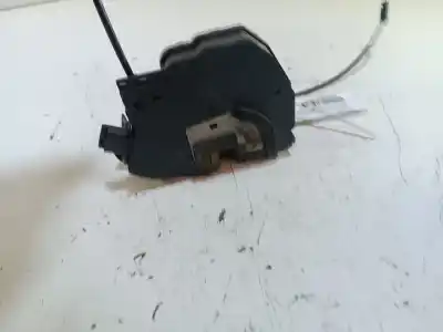 Peça sobressalente para automóvel em segunda mão fechadura da porta dianteira direita por renault clio iv business referências oem iam 805004945r