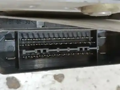 Peça sobressalente para automóvel em segunda mão abs por bmw serie 1 berlina (e81/e87) 120d referências oem iam  3452677221401 10020602504