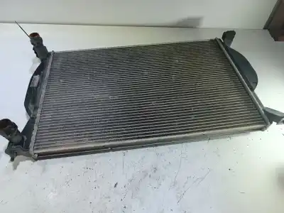 Автозапчастина б/у водяний радіатор для audi a4 b7 avant (8ed) 2.0 tdi 16v посилання на oem iam 8e0121251a  