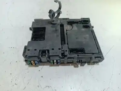 Pièce détachée automobile d'occasion BOÎTES À FUSIBLES pour PEUGEOT 206 BERLINA  Références OEM IAM S105872300G  9626460880