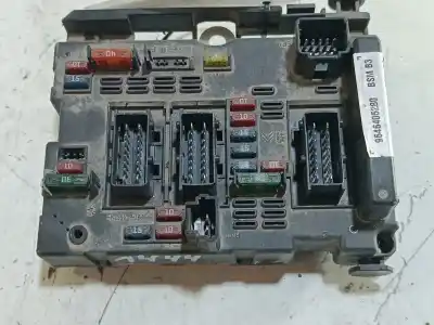 Pezzo di ricambio per auto di seconda mano scatola relè/fusibili per peugeot 307 (s1) xn riferimenti oem iam 9646405280
