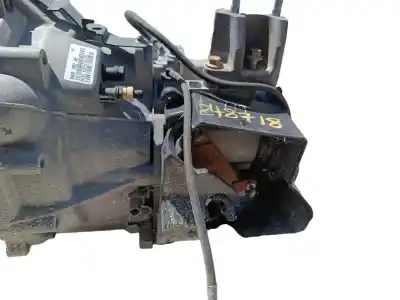 Pezzo di ricambio per auto di seconda mano RIDUTTORE per FORD FIESTA (CCN)  Riferimenti OEM IAM 8A6R7002JM  