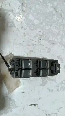Pezzo di ricambio per auto di seconda mano interruttore alzacristalli anteriore sinistro per kia ceed drive 136 cv / 100 kw riferimenti oem iam 93570a2100wk