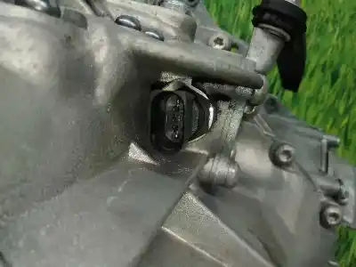 Second-hand car spare part gearbox for audi a4 b8 (8k2) 2.0 tdi oem iam references jjg  