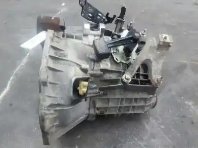 Tweedehands auto-onderdeel versnellingsbak voor ford focus lim. (cb4) titanium 125 cv / 92 kw oem iam-referenties 6m5r7002zb