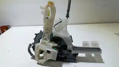 Second-hand car spare part front right door lock for hyundai i30 (pd) essence oem iam references 