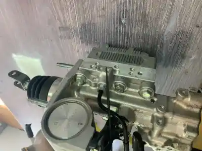 Peça sobressalente para automóvel em segunda mão abs por toyota auris hybrid active referências oem iam   