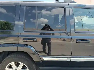 Автозапчастина б/у двері задні праві для jeep commander 3.0 v6 crd limited посилання на oem iam   