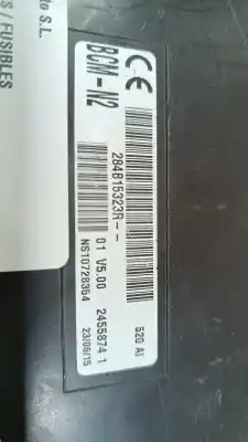 Pezzo di ricambio per auto di seconda mano scatola relè/fusibili per renault kangoo profesional riferimenti oem iam 284b15323r