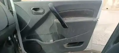 Pezzo di ricambio per auto di seconda mano RIVESTIMENTO PORTA ANTERIORE DESTRO per RENAULT KANGOO  Riferimenti OEM IAM   