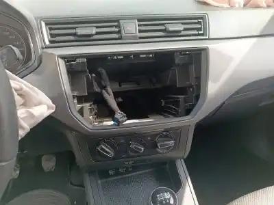 Pièce détachée automobile d'occasion COMMANDE DE CLIMATISATION / CHAUFFAGE pour SEAT IBIZA (KJ1)  Références OEM IAM   