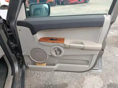 Автозапчасти б/у обивка передней правой двери за jeep commander 3.0 v6 crd limited ссылки oem iam 
