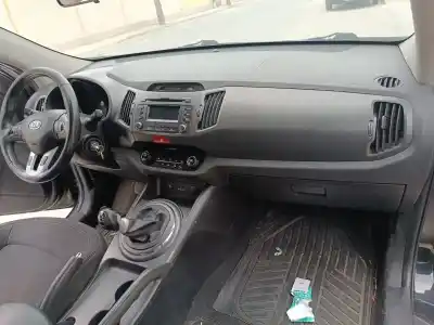 Pezzo di ricambio per auto di seconda mano kit airbag per kia sportage basic 4x2 riferimenti oem iam 