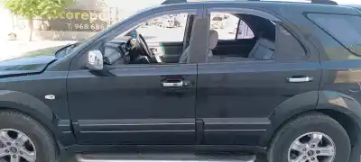 Pezzo di ricambio per auto di seconda mano porta anteriore sinistra per kia sorento 2.5 crdi concept riferimenti oem iam 