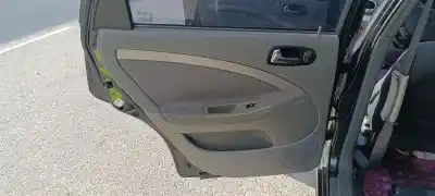Pezzo di ricambio per auto di seconda mano rivestimento portiera posteriore sinistra per chevrolet lacetti cdx riferimenti oem iam 