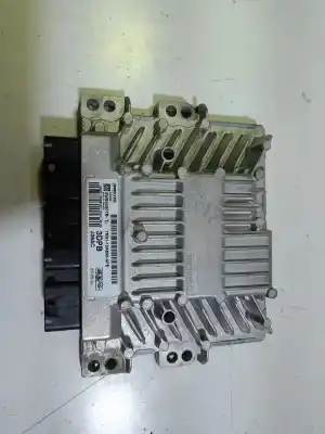 Peça sobressalente para automóvel em segunda mão centralina de motor uce por ford focus berlina (cap) ambiente (d) referências oem iam 5ws40607bt