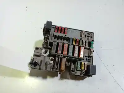 Pezzo di ricambio per auto di seconda mano scatola relè/fusibili per peugeot 206 berlina x-line riferimenti oem iam 962802448002  