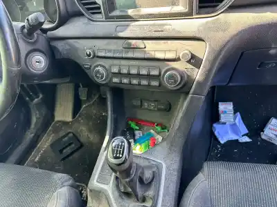 Pezzo di ricambio per auto di seconda mano controllo climatico per kia sportage drive 2wd riferimenti oem iam 