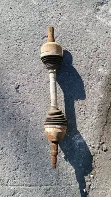 Peça sobressalente para automóvel em segunda mão transmissão dianteira esquerda por opel meriva b excellence referências oem iam 13248622