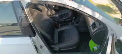 Second-hand car spare part right front seat for skoda rapid active oem iam references 