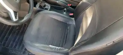 Second-hand car spare part left front seat for skoda rapid active oem iam references   