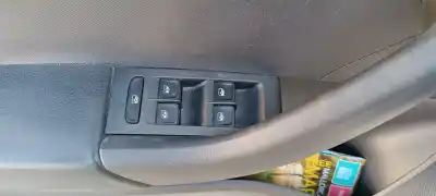 Second-hand car spare part left front power window switch for skoda rapid active oem iam references 