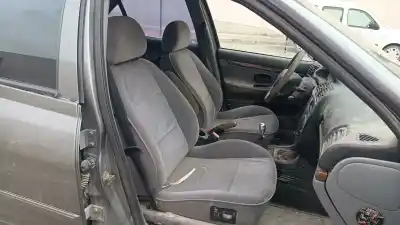 Pièce détachée automobile d'occasion SIÈGE AVANT DROIT pour PEUGEOT 406 BERLINA (S1/S2)  Références OEM IAM   
