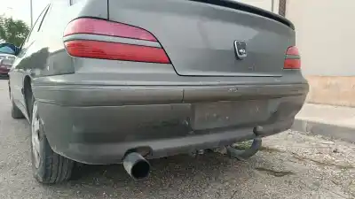 Pièce détachée automobile d'occasion PARE-CHOCS ARRIÈRE pour PEUGEOT 406 BERLINA (S1/S2)  Références OEM IAM   