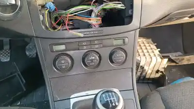 Peça sobressalente para automóvel em segunda mão botão / interruptor elevador vidro dianteiro esquerdo por volkswagen passat b6 (3c2) 2.0 tdi 16v referências oem iam 