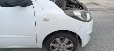 Peça sobressalente para automóvel em segunda mão guarda-lamas dianteiro direito por hyundai i10 classic referências oem iam 