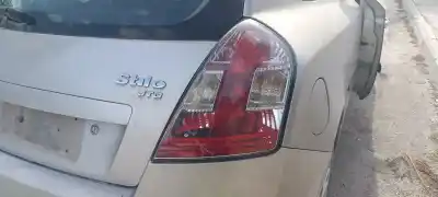 Pezzo di ricambio per auto di seconda mano luci posteriori destra per fiat stilo (192) 1.9 jtd cat riferimenti oem iam 