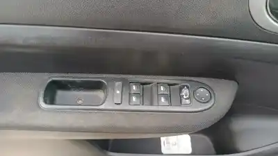 Peça sobressalente para automóvel em segunda mão forra / revestimento da porta dianteira esquerda por peugeot 307 break / sw (s1) break xs referências oem iam 