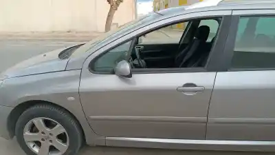 Peça sobressalente para automóvel em segunda mão porta da frente esquerda por peugeot 307 break / sw (s1) break xs referências oem iam 