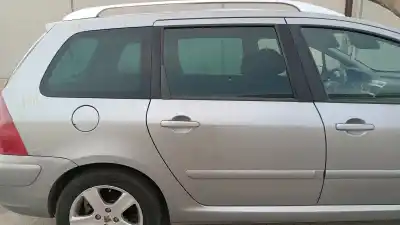 Peça sobressalente para automóvel em segunda mão porta do automóvel traseira direita por peugeot 307 break / sw (s1) break xs referências oem iam 