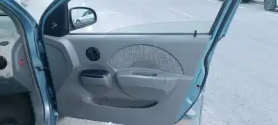 Автозапчастина б/у обработка передніх правіх дверей для daewoo kalos (klas) 1.2 посилання на oem iam 
