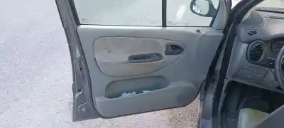 İkinci el araba yedek parçası sol ön kapi kaplamasi için renault megane scénic (ja0/1_) 1.6 16v (ja0b ja04 ja11 ja00) oem iam referansları 
