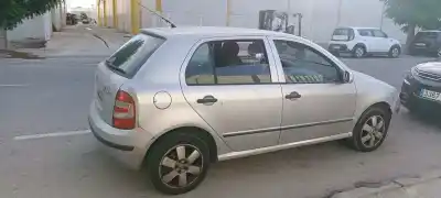 Автозапчасти б/у передняя левая кулачка за skoda fabia (6y2/6y3) attractive ссылки oem iam 