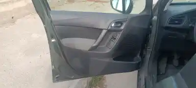 Peça sobressalente para automóvel em segunda mão forra / revestimento da porta dianteira esquerda por citroen c3 business referências oem iam 