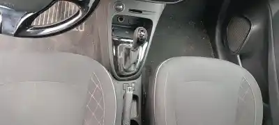 Pièce détachée automobile d'occasion levier pour renault captur helly hansen références oem iam 