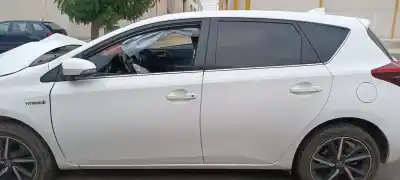 Peça sobressalente para automóvel em segunda mão porta do automóvel traseira esquerda por toyota auris hybrid active referências oem iam 