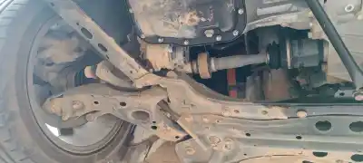 Peça sobressalente para automóvel em segunda mão transmissão dianteira direita por toyota auris hybrid active referências oem iam 