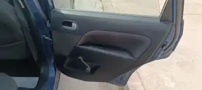 Pezzo di ricambio per auto di seconda mano rivestimento porta posteriore destro per ford fiesta (cbk) ambiente riferimenti oem iam 