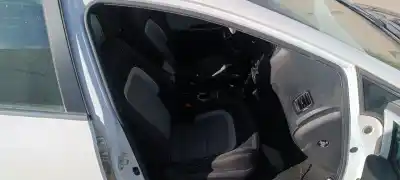 Second-hand car spare part right front seat for kia ceed attract 99 cv / 73 kw oem iam references   