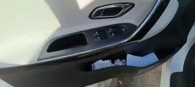 Second-hand car spare part left front power window switch for kia ceed attract 99 cv / 73 kw oem iam references 