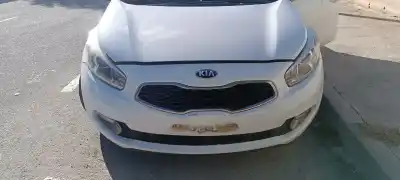 Second-hand car spare part front panel for kia ceed attract 99 cv / 73 kw oem iam references 
