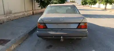 İkinci el araba yedek parçası BAGAJ / KAPI KILIDI için MERCEDES-BENZ CLASE E (W124) BERLINA  OEM IAM referansları   