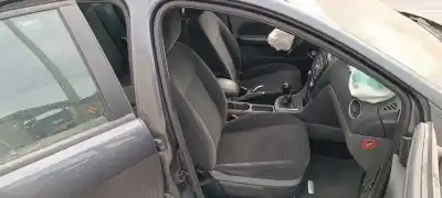 Peça sobressalente para automóvel em segunda mão assento dianteiro direito por ford focus berlina (cap) ambiente (d) referências oem iam 