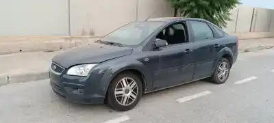 Peça sobressalente para automóvel em segunda mão fechadura da porta traseira esquerda por ford focus berlina (cap) ambiente (d) referências oem iam 