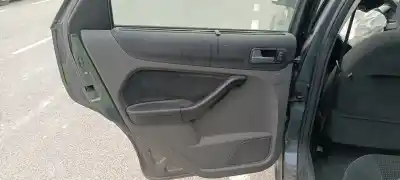 Gebrauchtes Autoersatzteil TÜRVERKLEIDUNG HINTEN LINKS zum FORD FOCUS BERLINA (CAP)  OEM-IAM-Referenzen   