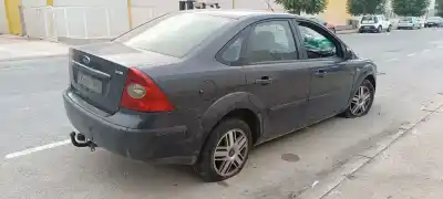 Peça sobressalente para automóvel em segunda mão CONDENSADOR / RADIADOR DE SOFAGEM / AR CONDICIONADO por FORD FOCUS BERLINA (CAP)  Referências OEM IAM   